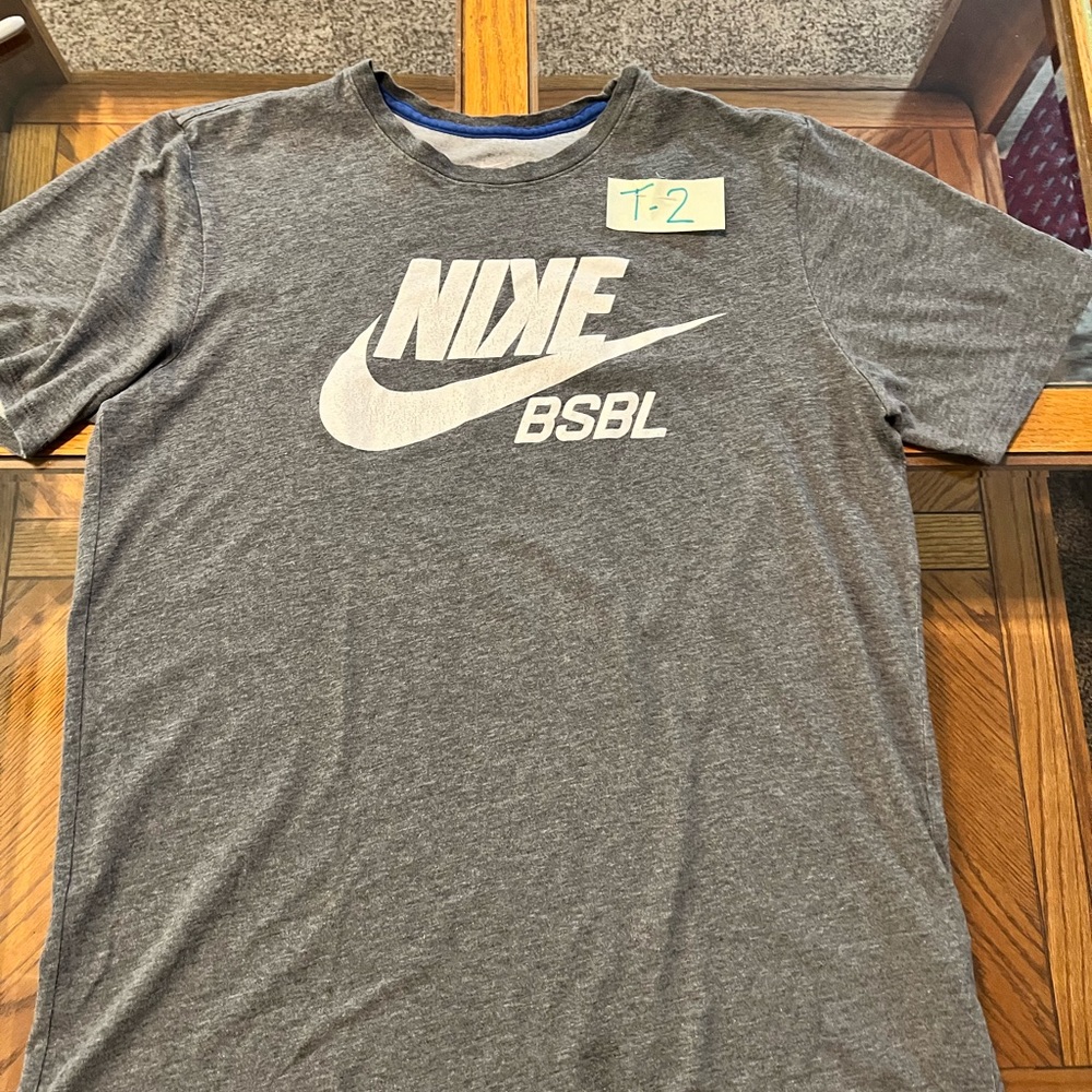 Nike Gray Short Sleeve Tee Casual Comfort